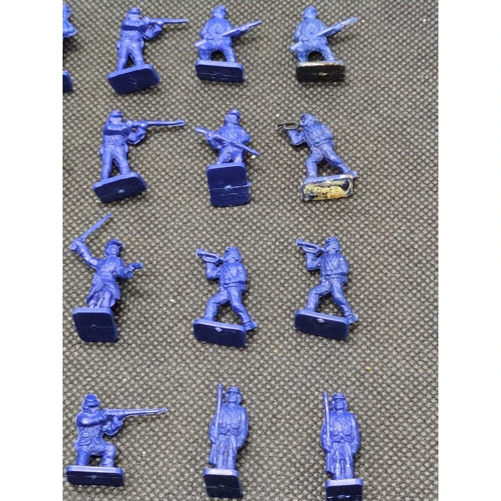 (36) Civil War Miniatures 1/72 Scale